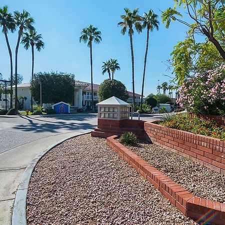 Prado del Sol Motel 6 Chandler מראה חיצוני תמונה