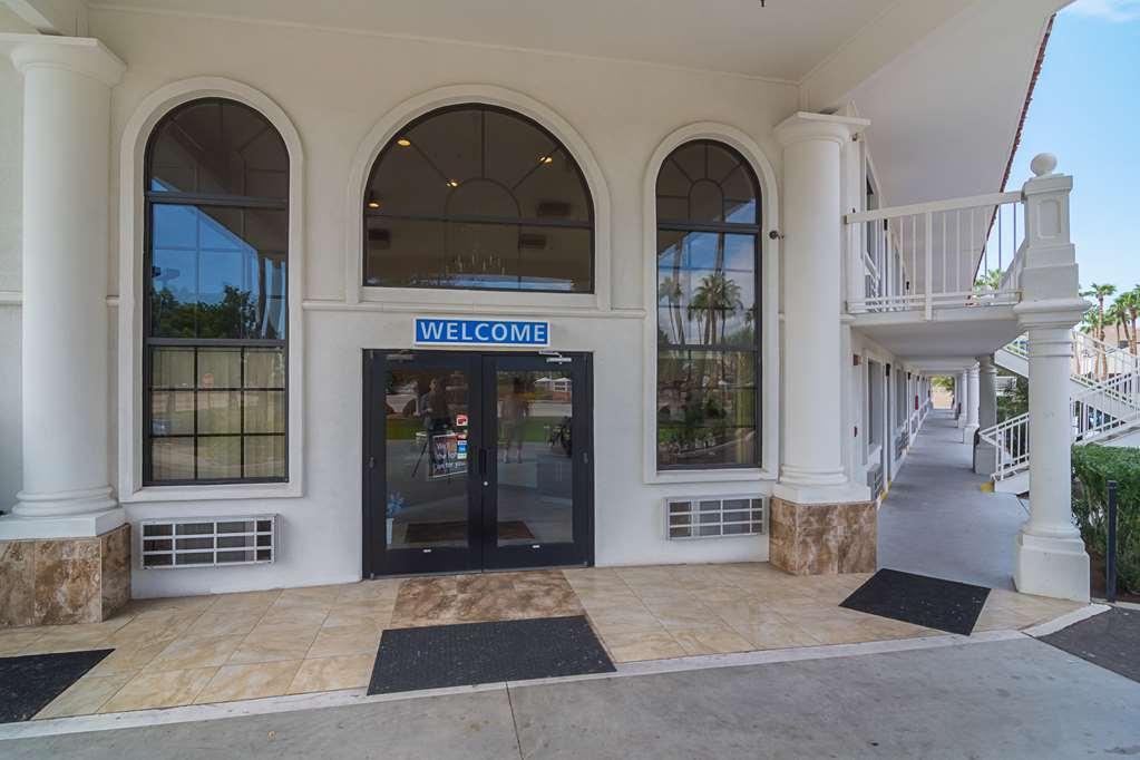 Prado del Sol Motel 6 Chandler מראה חיצוני תמונה