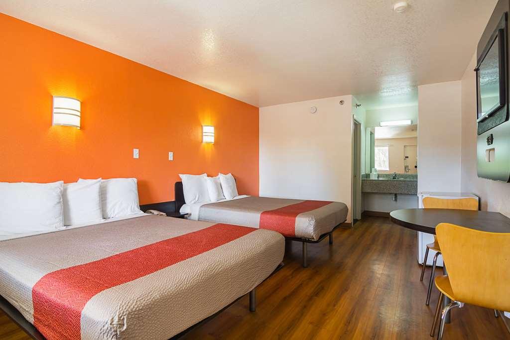 Prado del Sol Motel 6 Chandler חדר תמונה